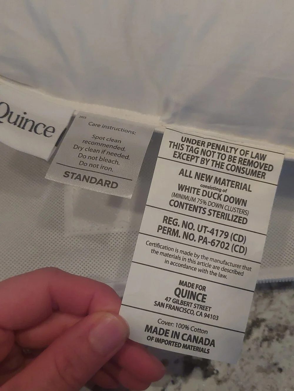 NWOT- Quince Standard White Duck Down Premium Pillow (Soft)(P40)